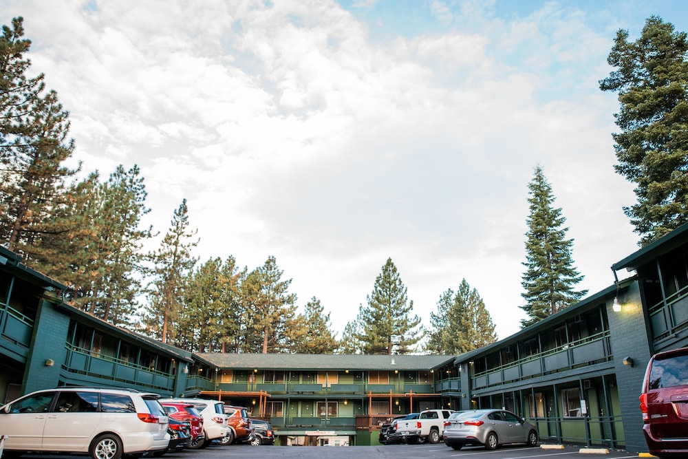 Big Pines Mountain House 6/67