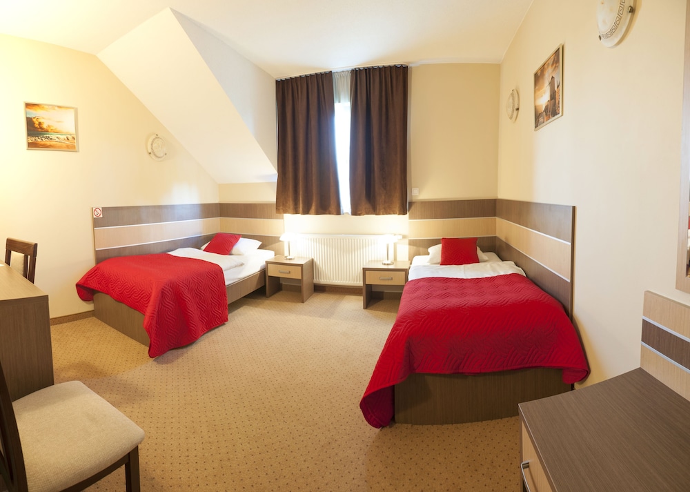 Hotel Sleep 48/70