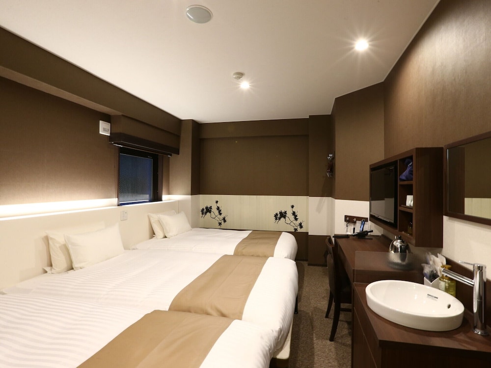 FAMILY, SEMI DOUBLE BED, WITH EXTRA BED