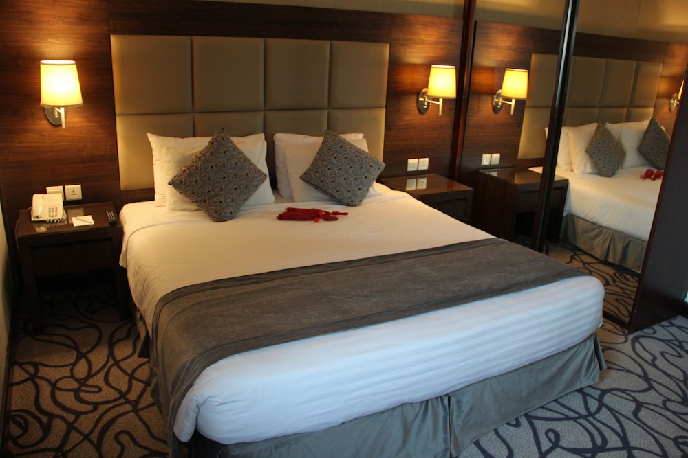 فندق جولدن توليب الخبر كورنيش(Golden Tulip Al Khobar) 23/81