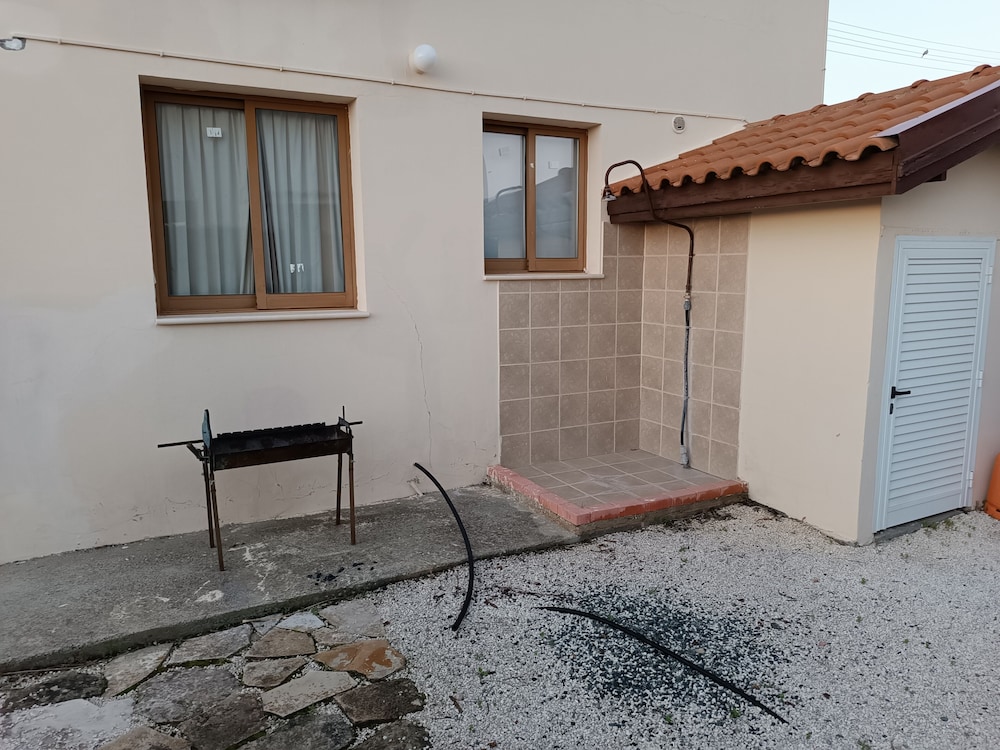 Kapsalia Holiday Villas 20/50