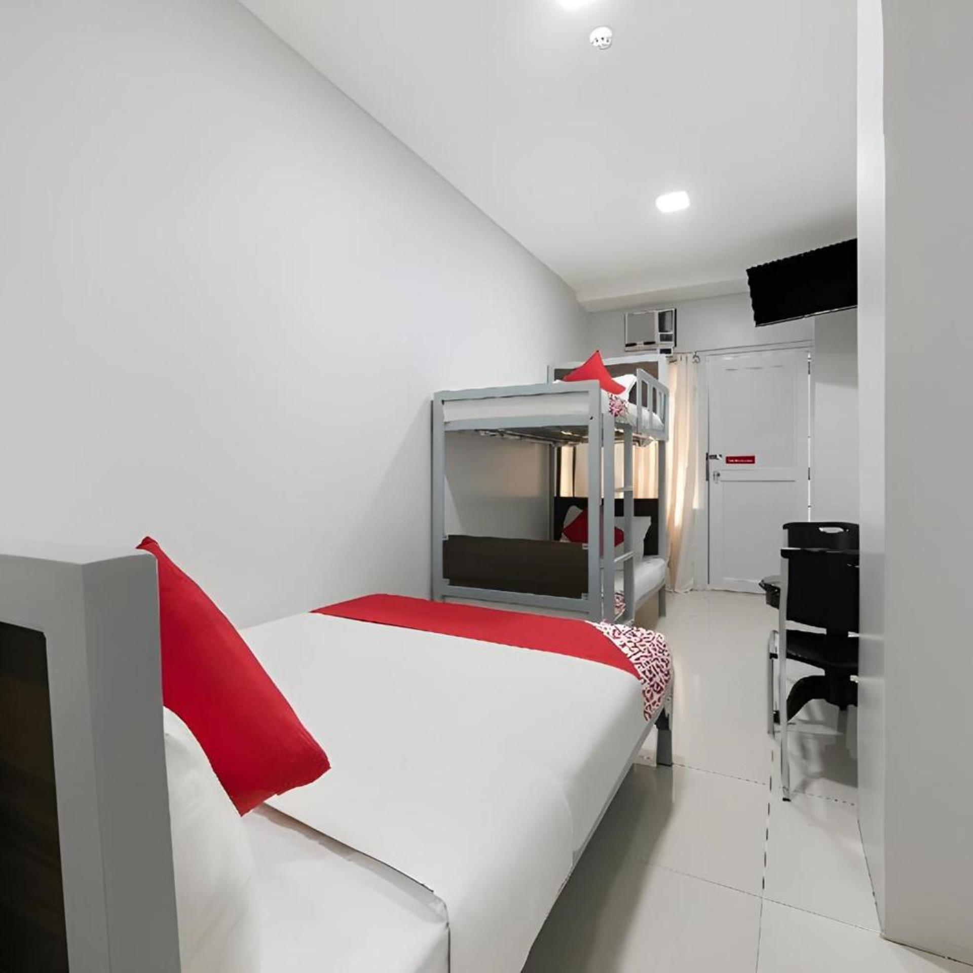 Room, Single