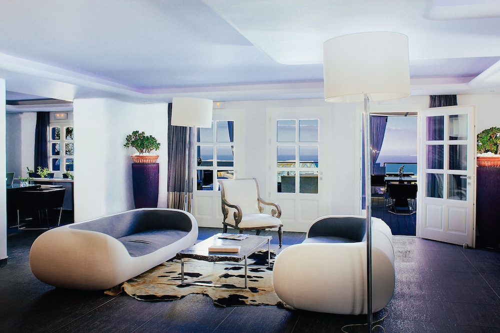 Aressana Spa Hotel and Suites 58/82