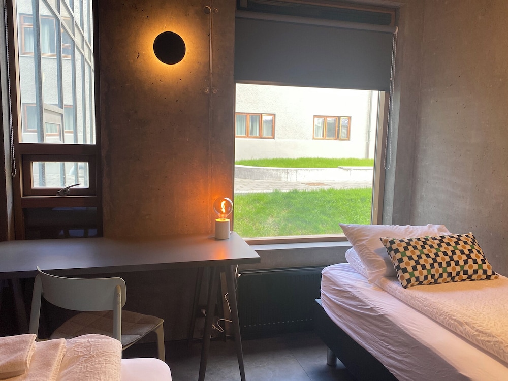 Hotel Gardur 17/58
