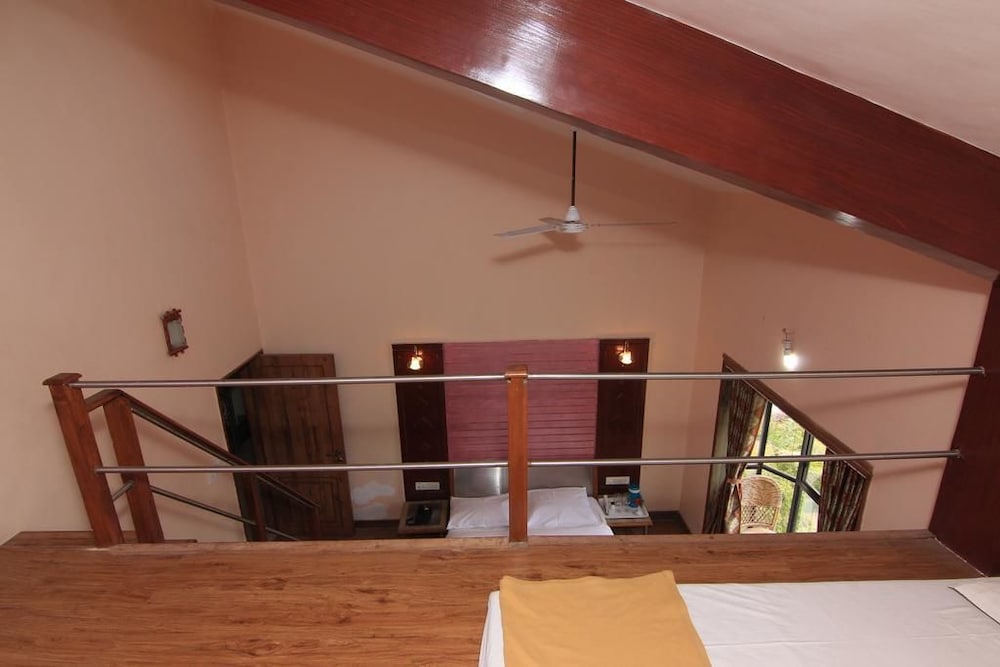 Mount View Executive 37/50