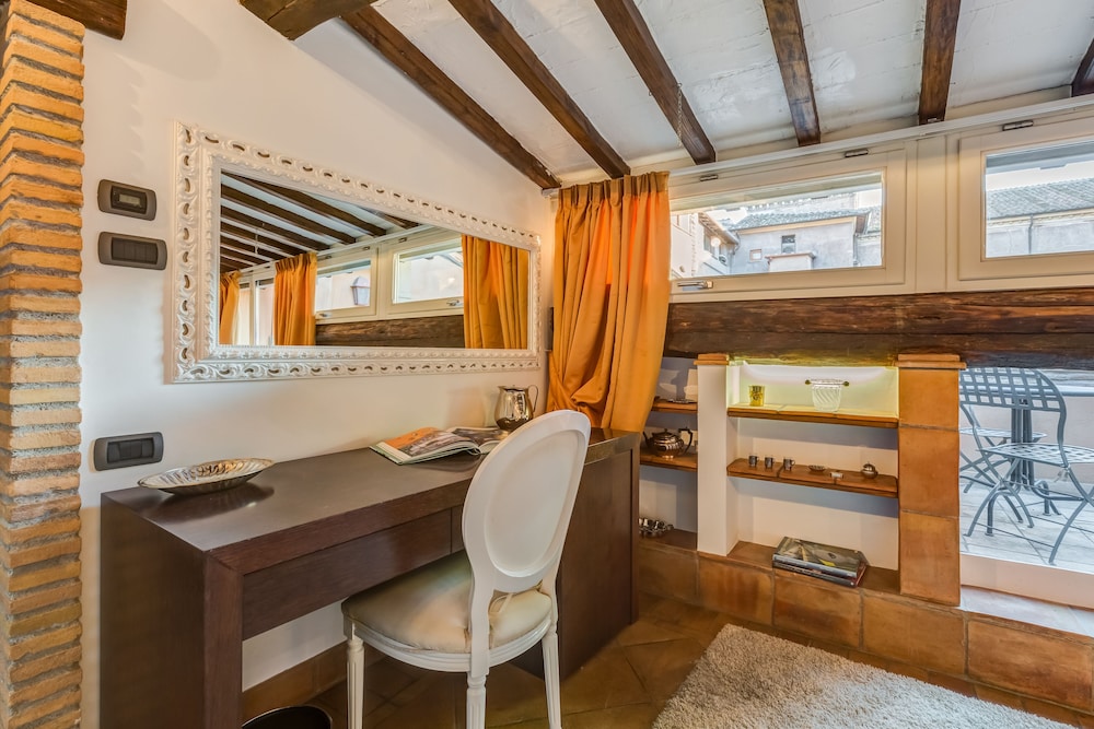 Luxury Trastevere 64/65