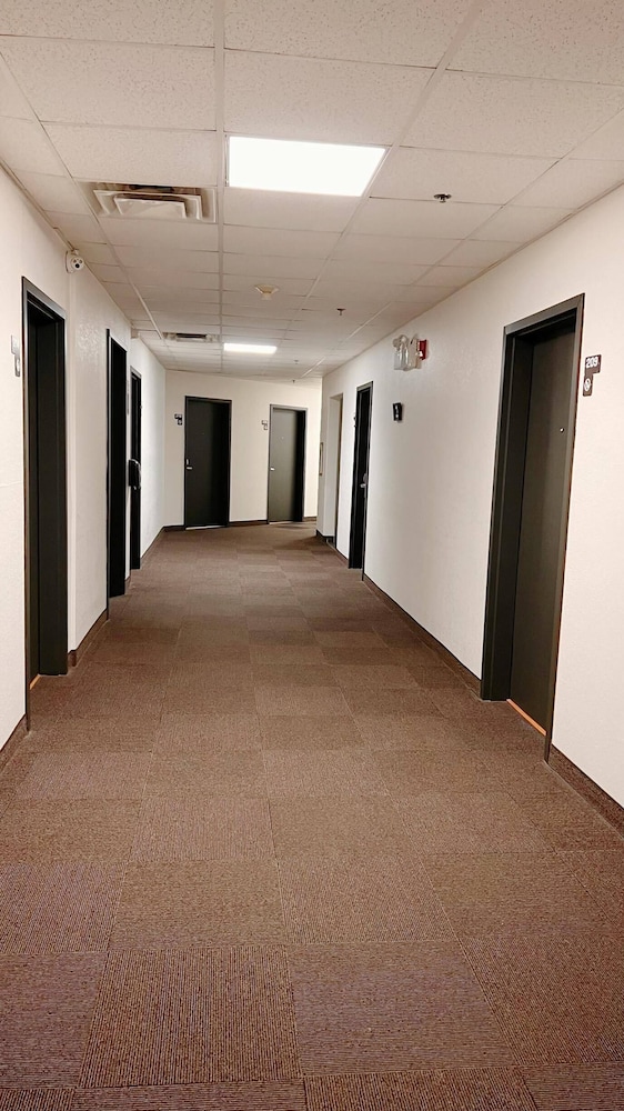 Motel6 Regina, SK 50/62