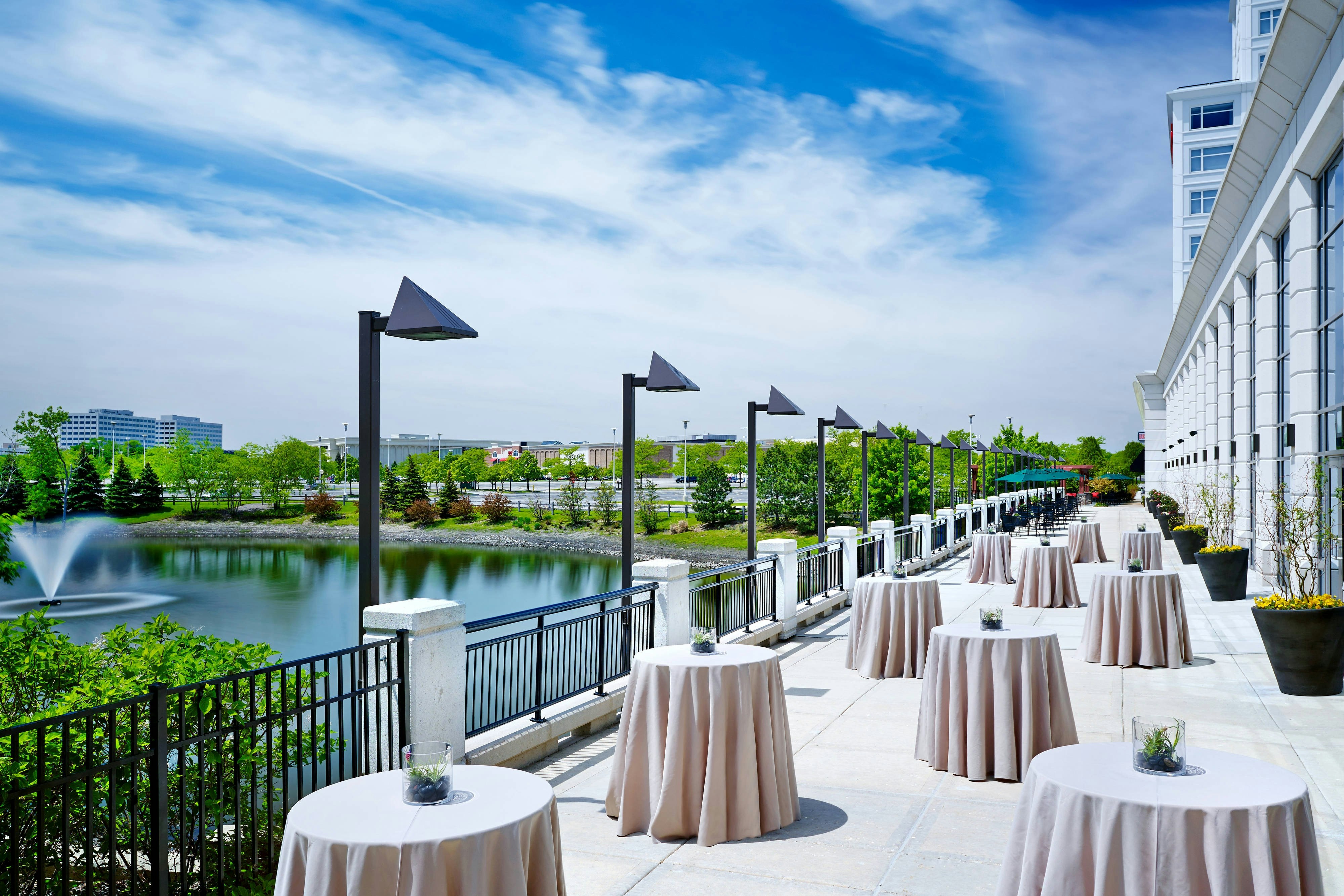 The Westin Lombard Yorktown Center 9/10