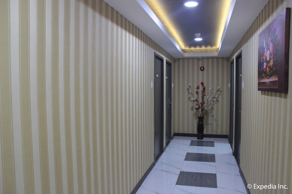 Horizon Hotel 35/50