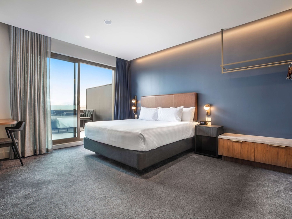 Rydges Ringwood 16/59