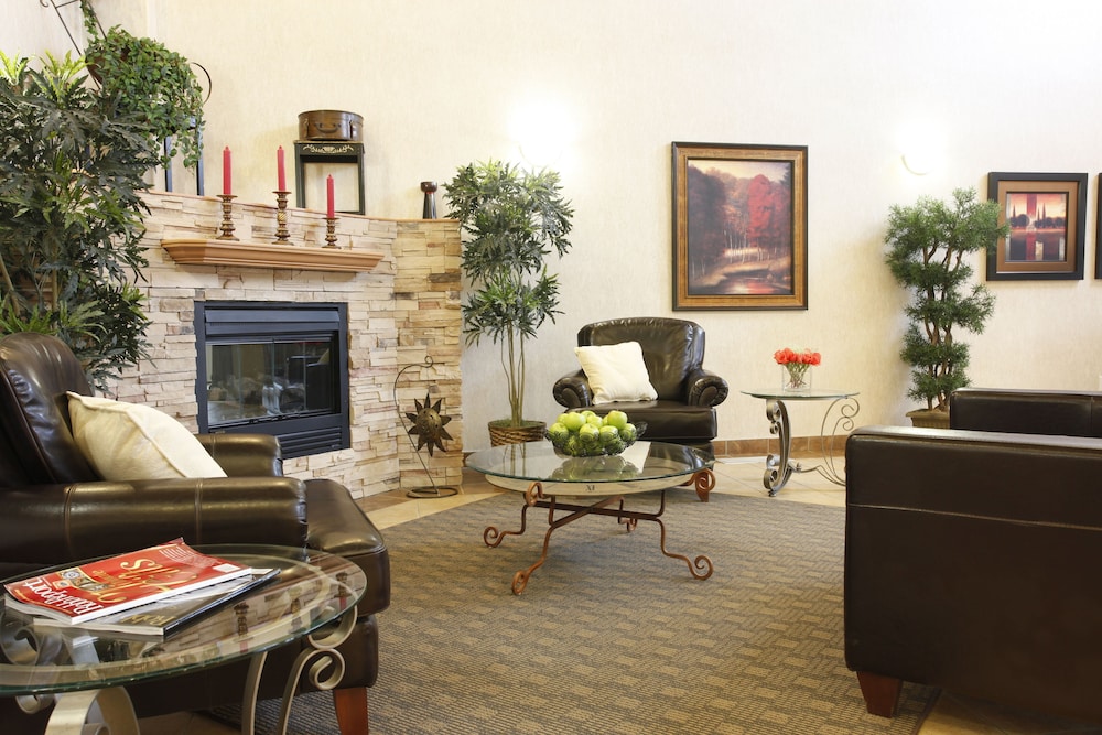 Pomeroy Inn Suites Fort St John 20/28