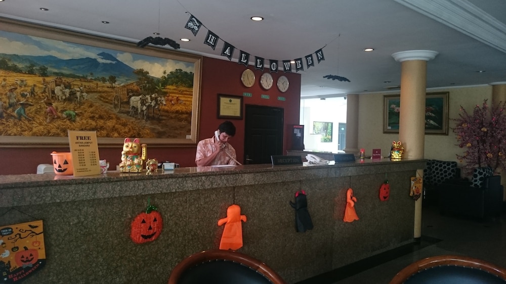 Sinar II Hotel 9/33