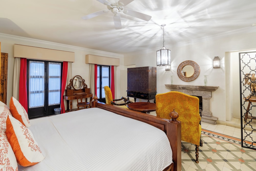 Master, Suite, King Bed