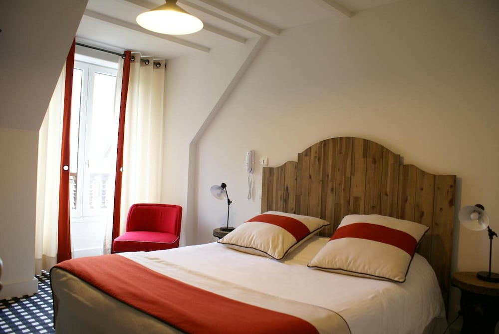 Hotel Mir 8/50