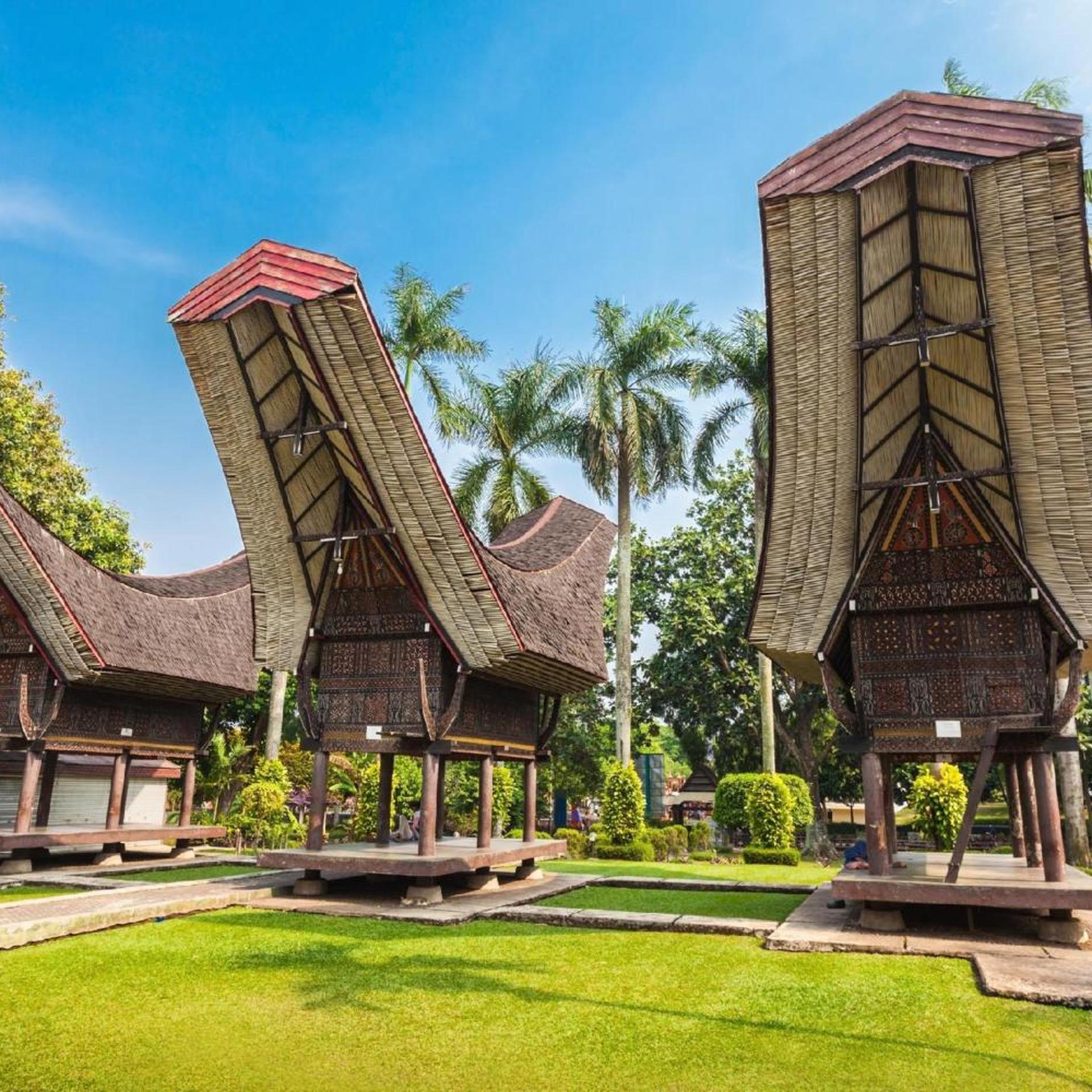 Super OYO Townhouse OAK Hotel Fiducia Pondok Gede 47/48