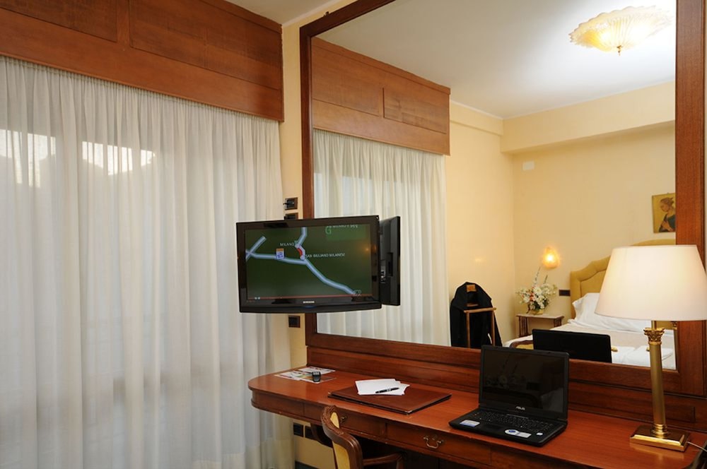 Grand Hotel Excelsior 40/47