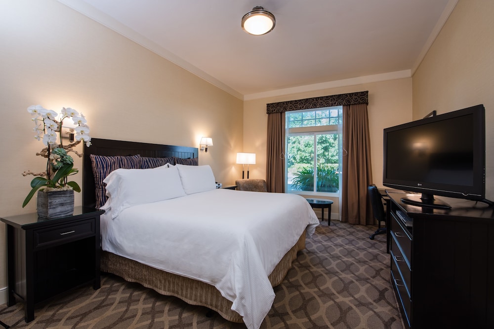 West Inn And Suites 13/55