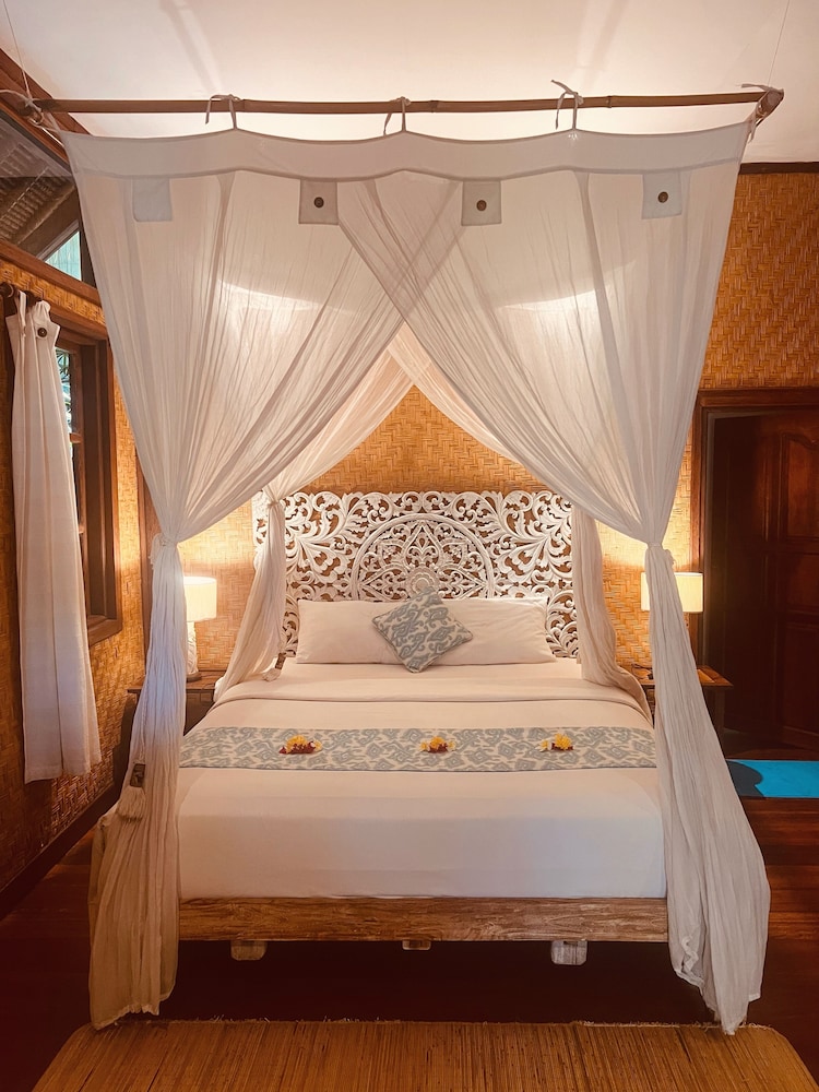 Santai Bali 12/54