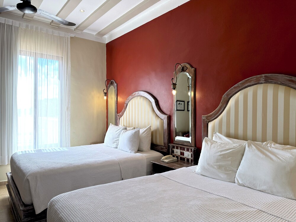 غرفة قياسية بسريرين كوين، Casa Zafiro Hotel - Adults Only 6/10