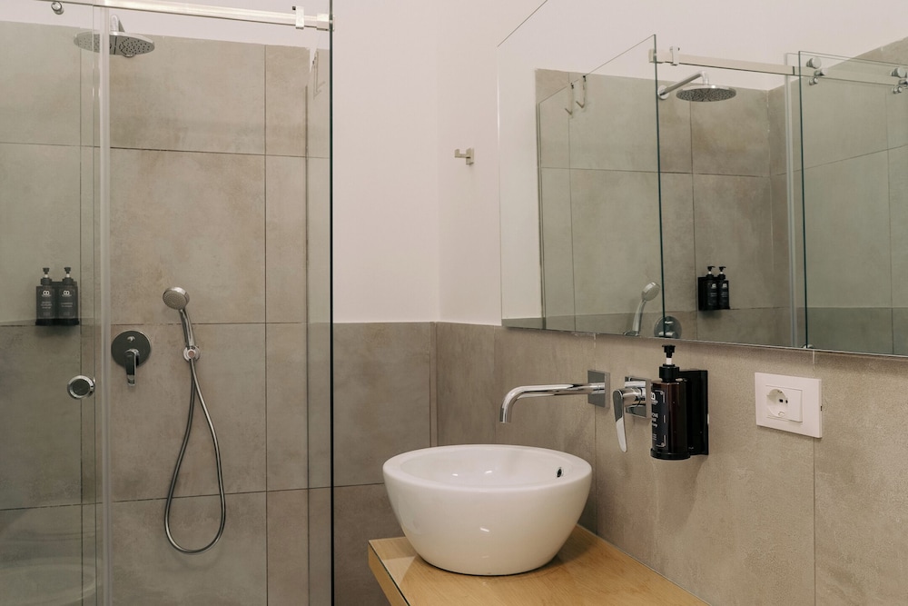 Spasimo Hotellerie 39/50