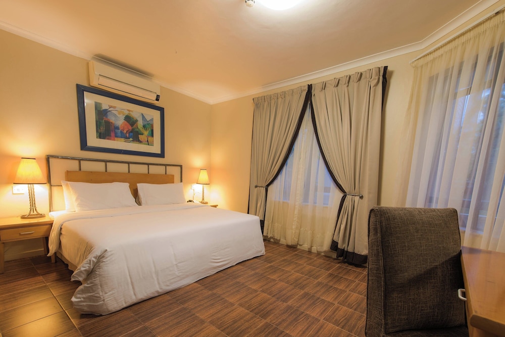 Protea Hotel by Marriott Dar es Salaam Oyster Bay 18/67