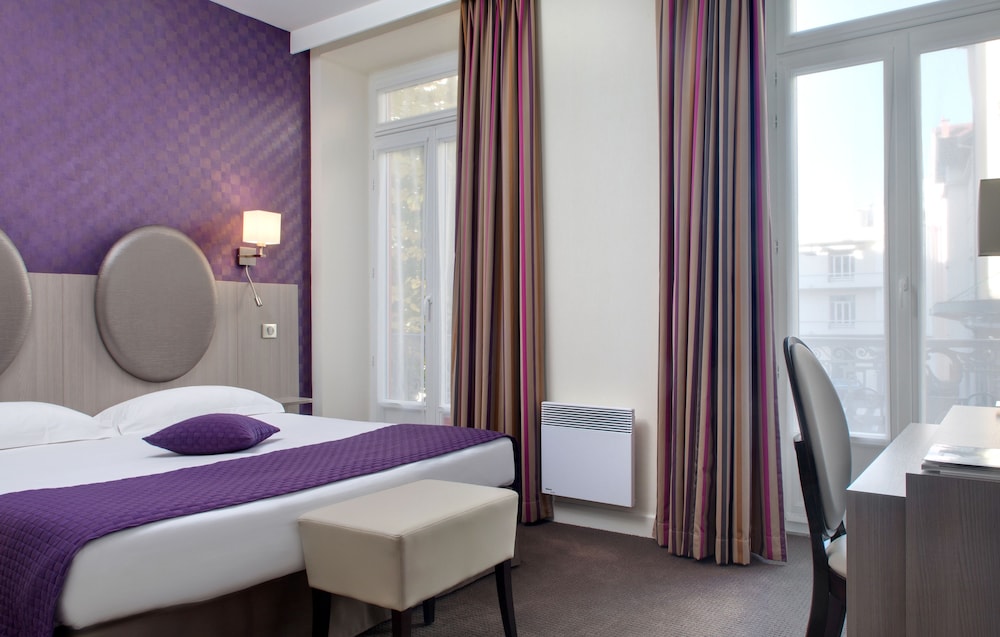 Citotel Arverna Vichy 19/50