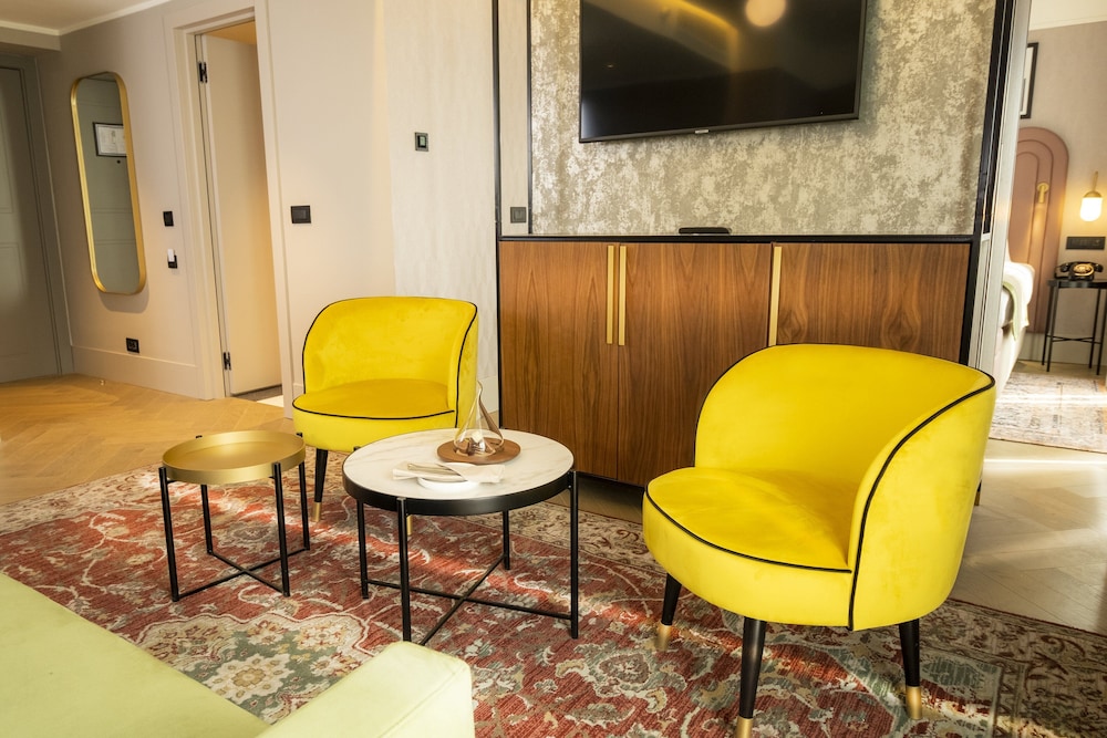 Hotel Indigo Belgrade 72/78