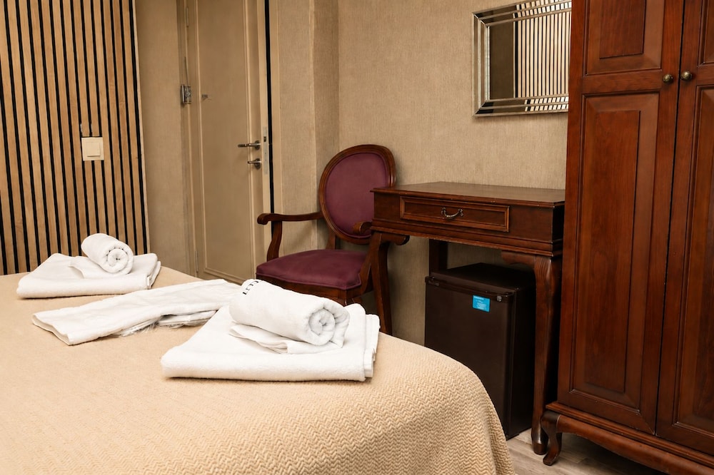 Petit Boutique Hotel 12/46