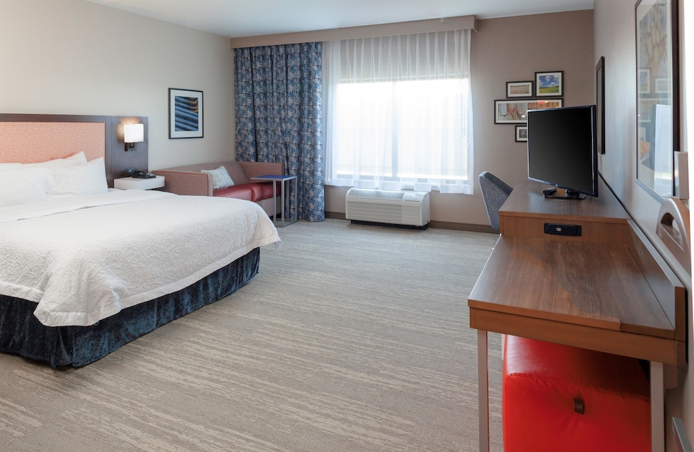 Hampton Inn Suites Overland Park South Ks 12/44