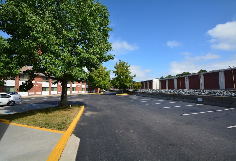 Motel6 Newport, RI 37/41