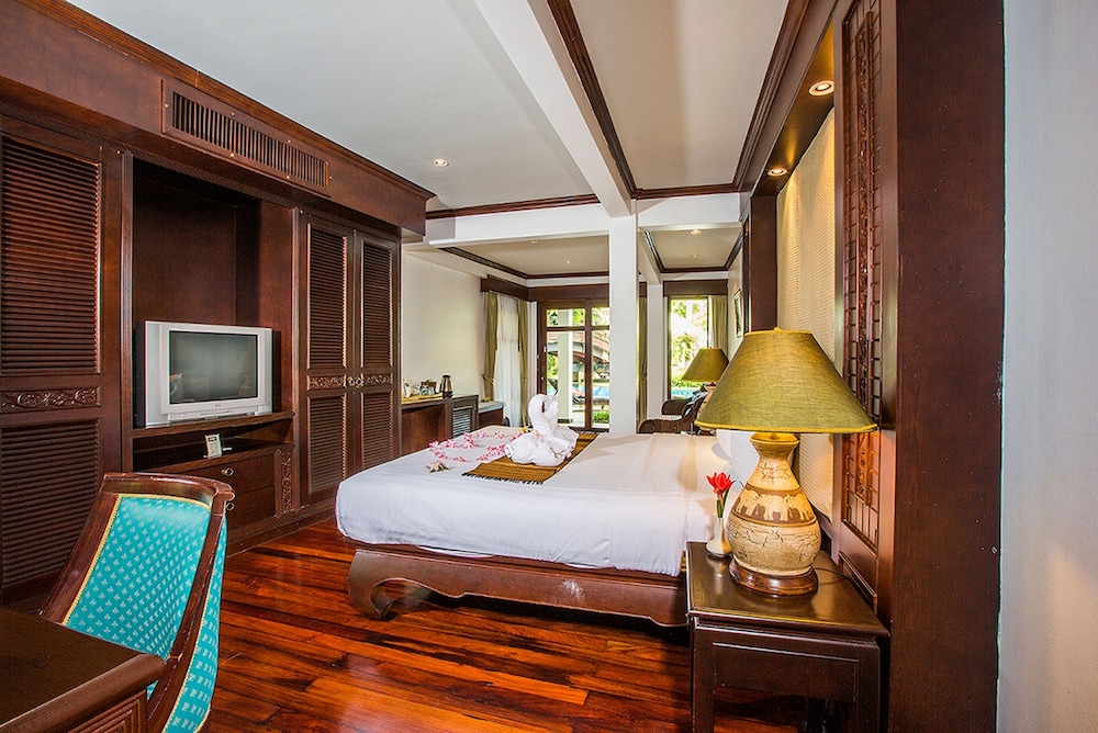 The Hotspring Beach Resort and Spa 25/59
