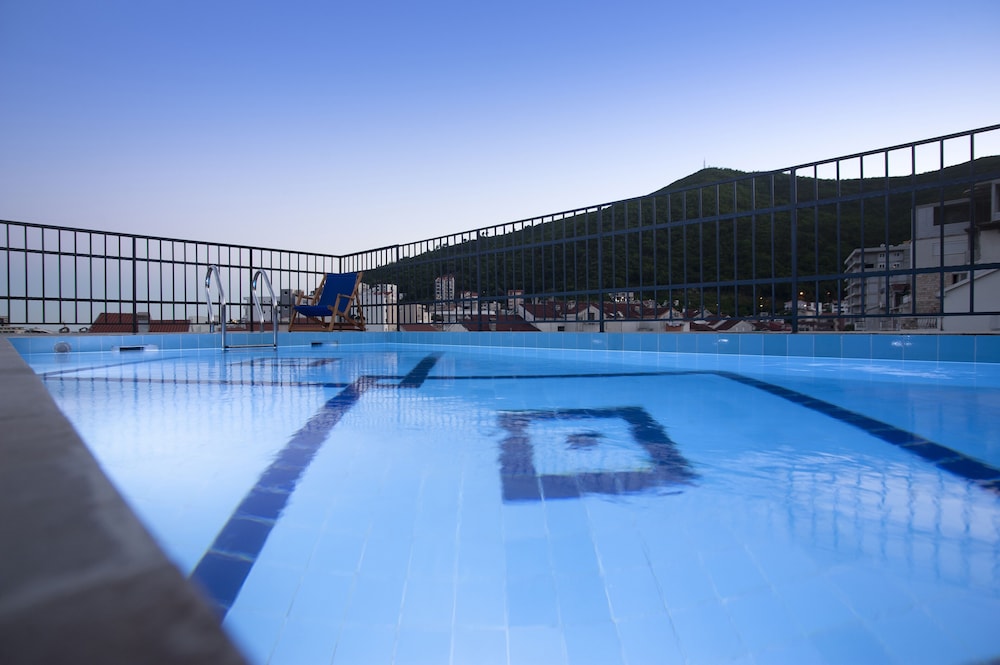 HOTEL TWELVE by Aycon 41/58