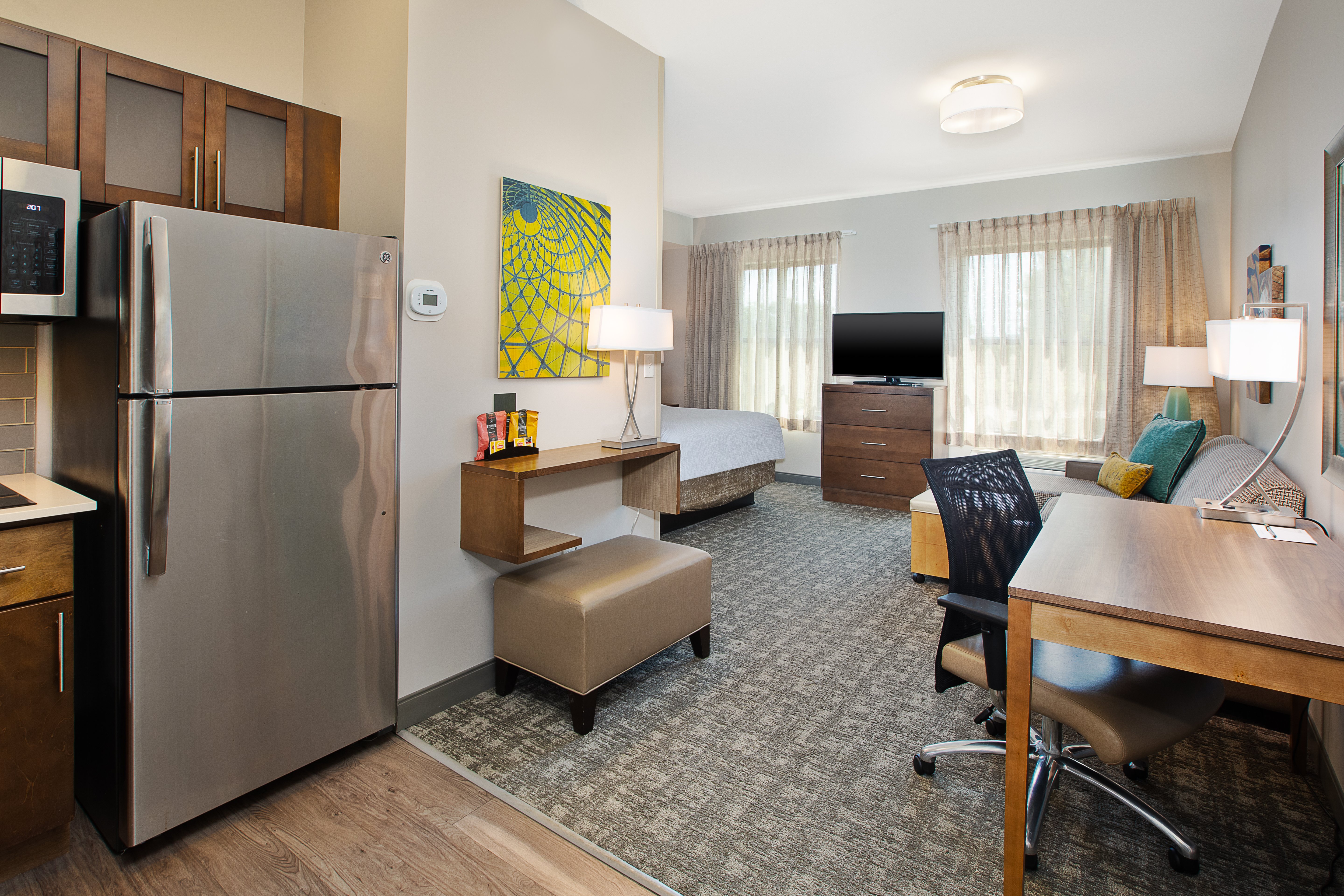 Staybridge Suites Auburn Hills 28/43