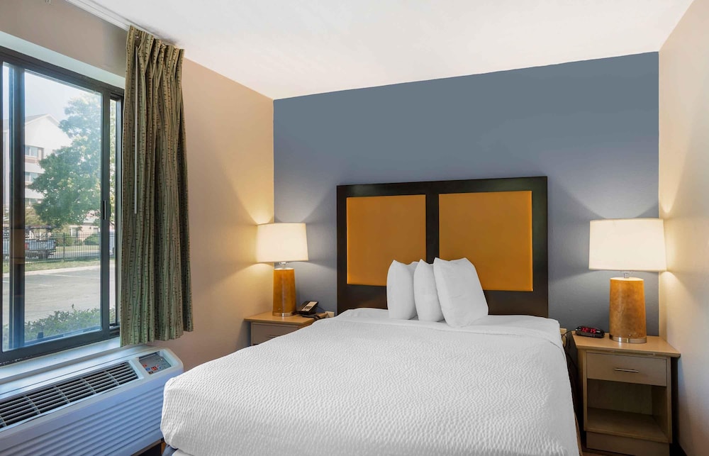Extended Stay America Philadelphia-Airport- Bartram Ave. 23/55