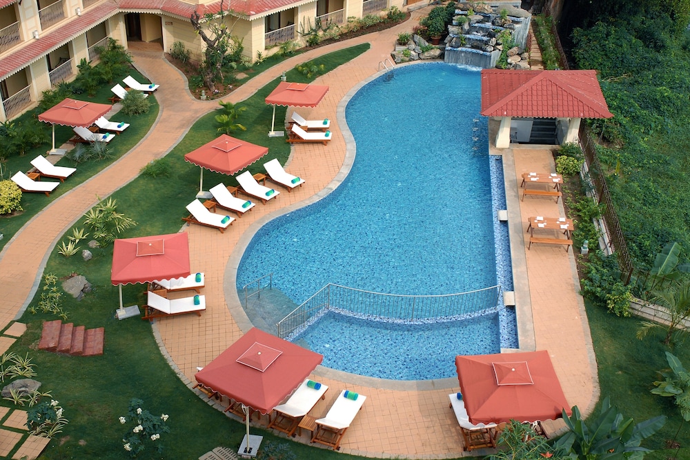Acron Candolim Regina 4/41