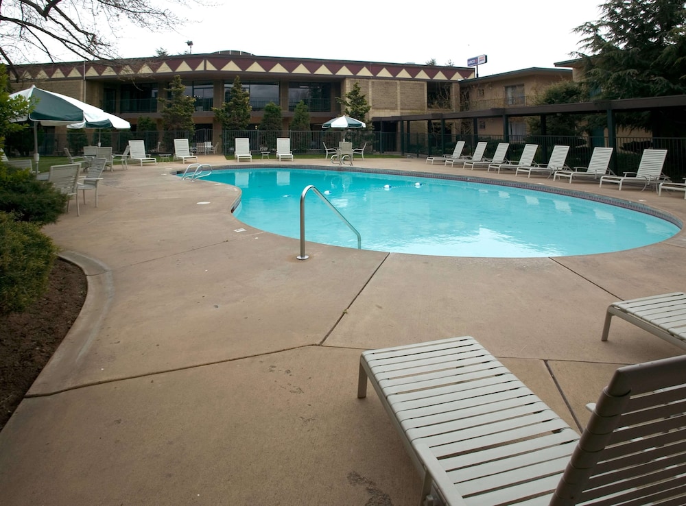 Red Lion Hotel Yakima Center 19/20