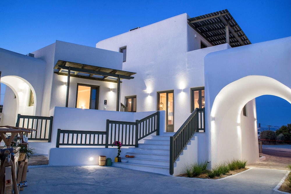 Melidron Luxury Hotel & Suites 44/50