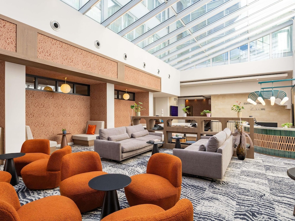 Mercure Brussels Centre Rogier 46/64
