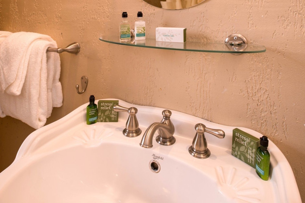 Niagara Crossing Hotel and Spa 26/39