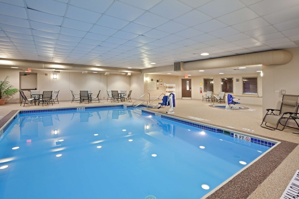 Hampton Inn DuBois 1/45