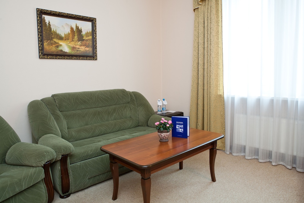 KOLONNA HOTEL BRIGITA 22/48