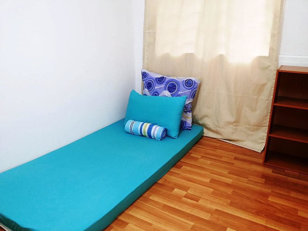 The Bodhi Lodge - Hostel 10/19