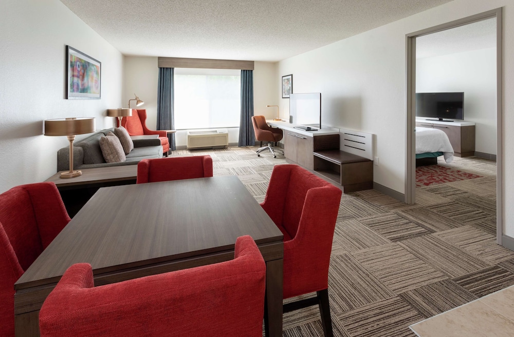 Hilton Garden Inn Minneapolis St. Paul-Shoreview 32/57