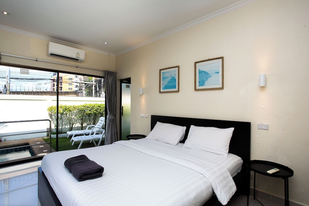 2 BEDROOMS, VILLA, PRIVATE POOL