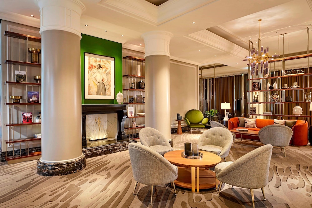 THE RITZ-CARLTON, BERLIN 34/45