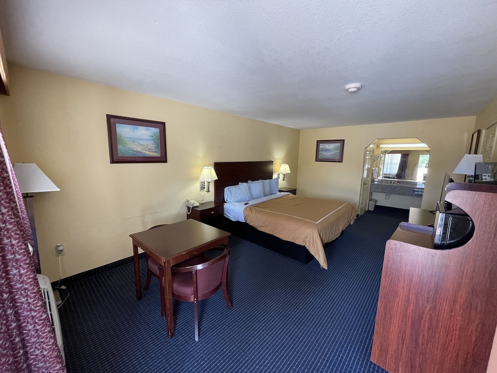 Best Western Gun Barrel City Inn 22/27