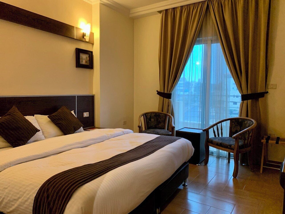Ream Hotel 16/50