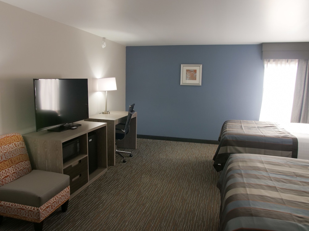 Wingate by Wyndham Louisville Fair and Expo 24/60