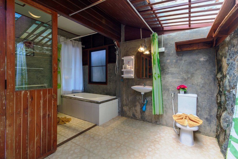 Kanya Cozy Bungalows Kata Beach 27/30