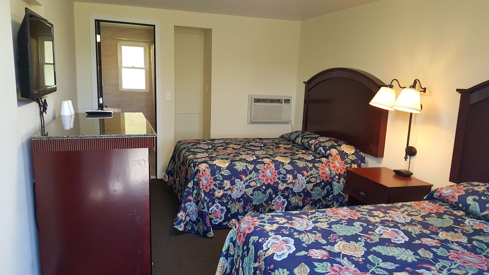Pleasant Hill Motel 12/19